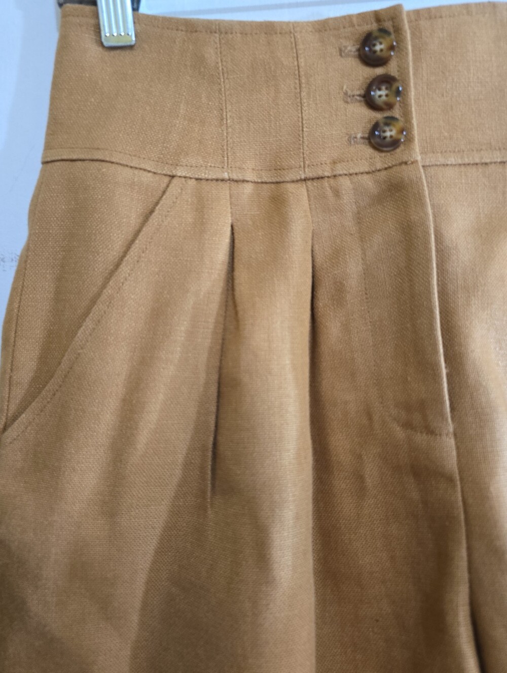 Veronica Beard Alicia Pleated Linen-canvas High-rise Shorts 2 Camel Color - Picture 6 of 8